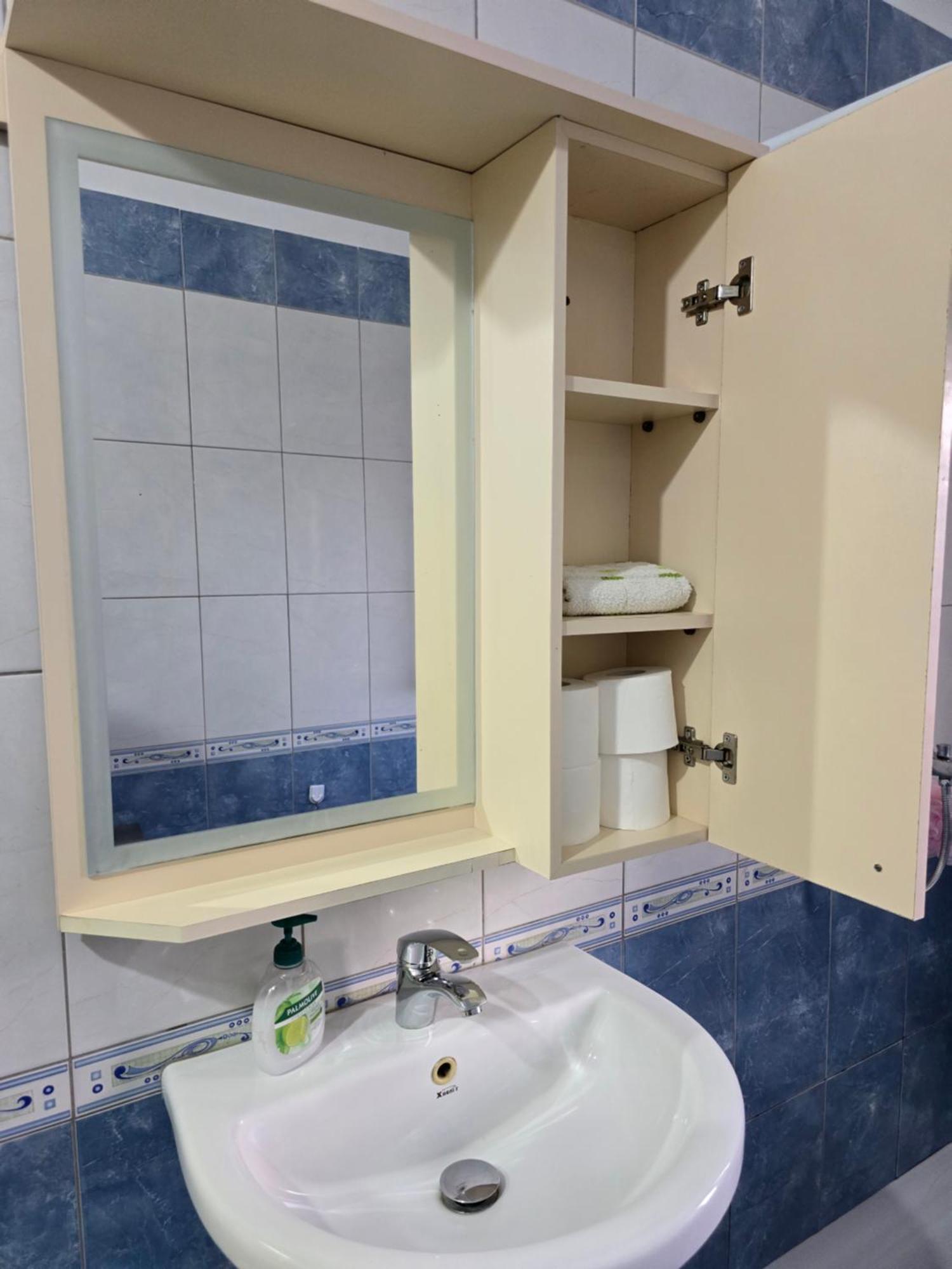 Modern , Quiet , Family Friendly & Fully Furnished Apartment Vlore Luaran gambar